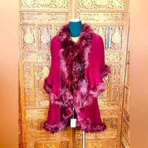 Women’s Burgundy Cloak Shawl Faux Fur Trim Poncho Jacket